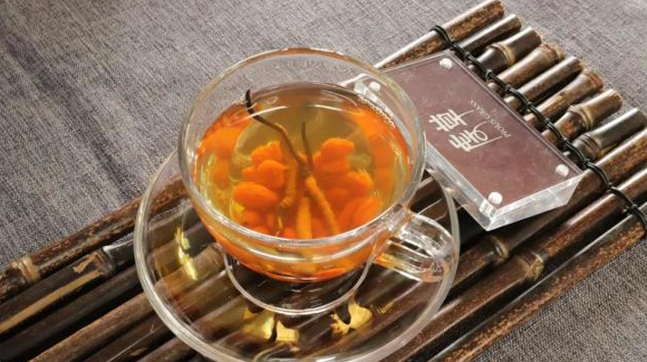 冬蟲(chóng)夏草泡水時(shí)間全解析：泡多久才最有效？