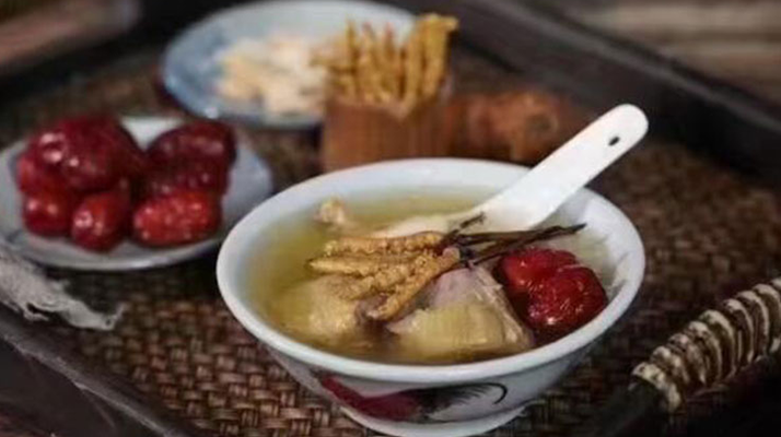 冬蟲(chóng)夏草：辨清體質(zhì)，找準(zhǔn)適合的滋補(bǔ)人群